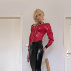 Latex Schwarz und Rot